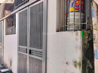 Bán đất tặng nhà cấp 4 đông ngạc 50m mt 6m hơn 6 tỷ