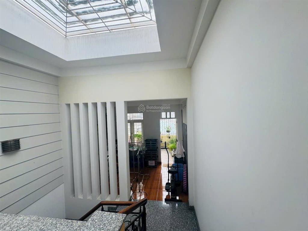 Bán nhà mặt phố tại lê lâm, 11,9 tỷ, 78m2, 4pn, 5wc, giá ưu đãi, chính chủ, tân phú, hcm