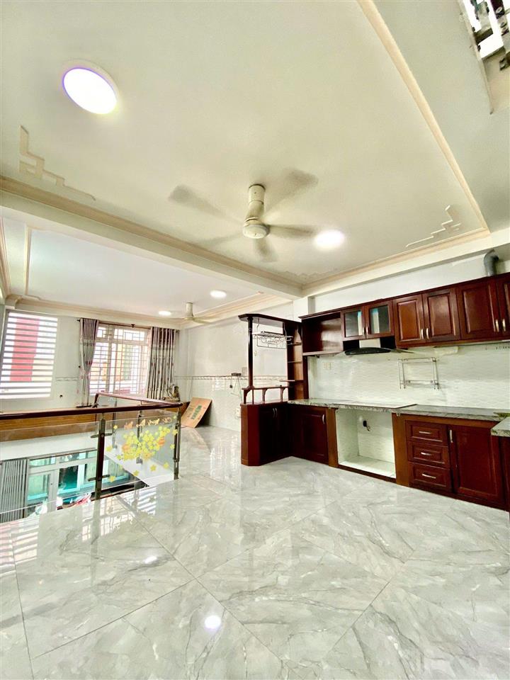 Bán nhà 5x12m  đoàn giỏi, cách aeon tân phú 300m  chỉ 5.15 tỷ tl