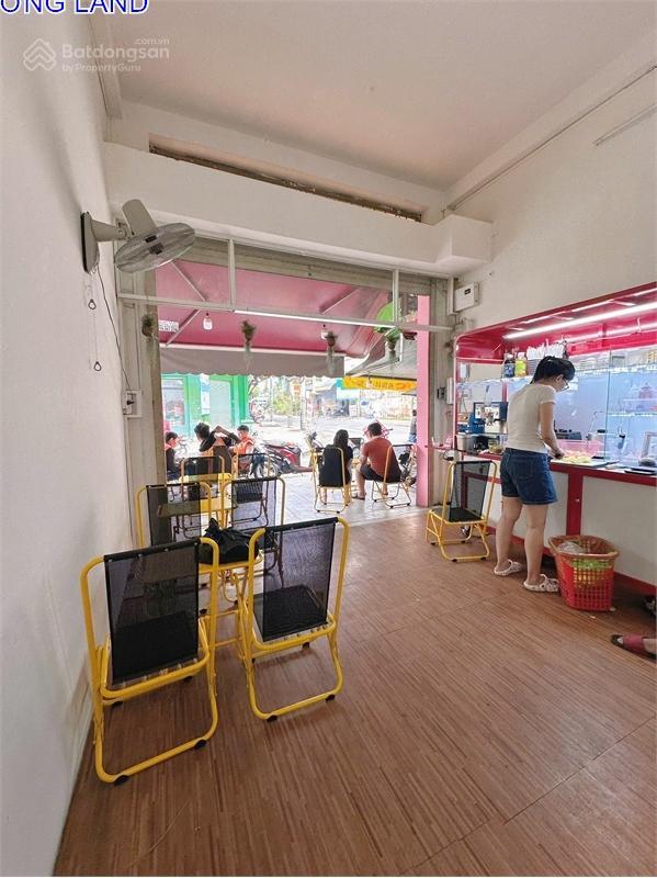 Mặt tiền lê khôi, gần nguyễn sơn, kd rất sầm uất  nhà trệt  lửng  lầu  giá chỉ 5.48 tỷ