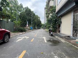 Bán đất tđc thạch bàn, long biên 80m2 vỉa hè, ô tô tránh rẻ nhất khu giá chỉ 10.6 tỷ