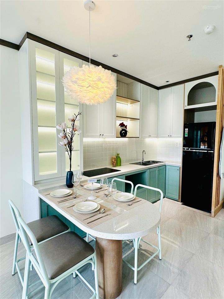 Bán chung cư stown gateway mặt tiền quốc lộ 13. giá 1,89 tỷ/2pn  thanh toán 30% nhận nhà