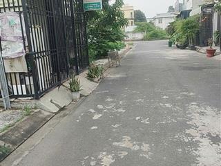 Bán lô đất đẹp long phước, quận 9, dt 51m2, giá 2 tỷ 95 (tl), shr, vị trí đẹp.  0937 961 ***