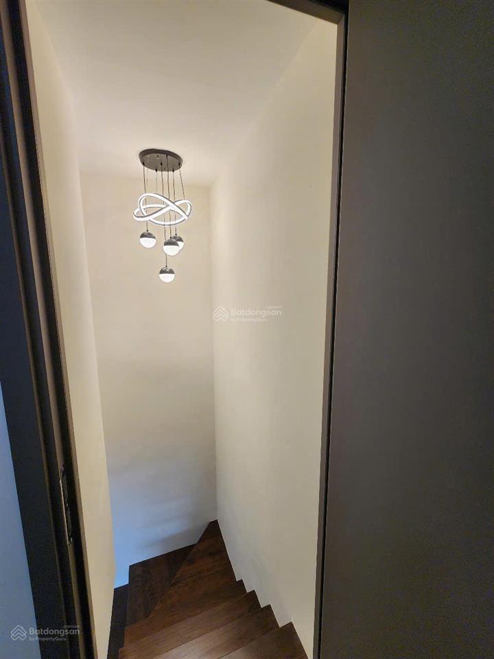 Bán căn hộ 3pn cc hưng vượng 2, q7, dt 100m2, giá 5 tỷ 5 (tl), view siêu đẹp.  0937 961 ***