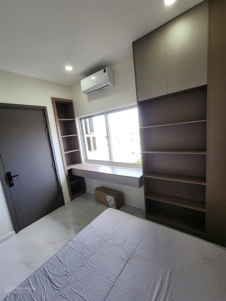 Bán căn hộ 3pn cc hưng vượng 2, q7, dt 100m2, giá 5 tỷ 5 (tl), view siêu đẹp.  0937 961 ***