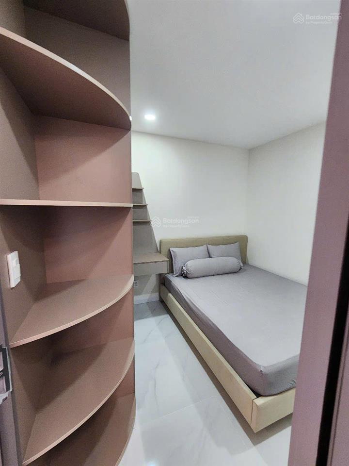 Bán căn hộ 3pn cc hưng vượng 2, q7, dt 100m2, giá 5 tỷ 5 (tl), view siêu đẹp.  0937 961 ***