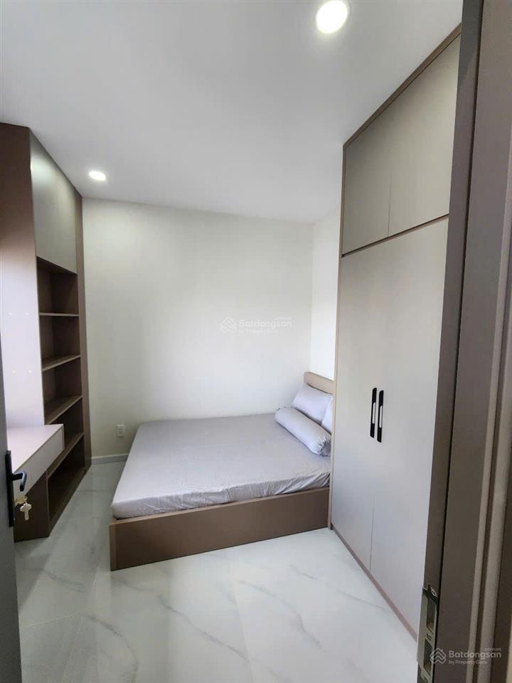 Bán căn hộ 3pn cc hưng vượng 2, q7, dt 100m2, giá 5 tỷ 5 (tl), view siêu đẹp.  0937 961 ***