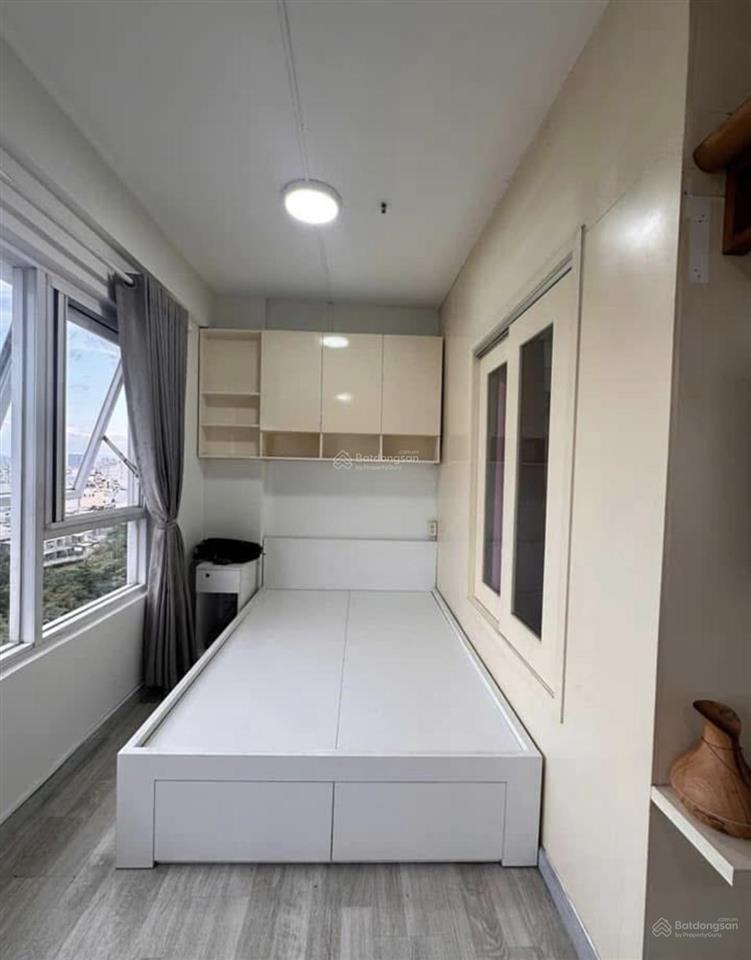 Cho thuê cc ehome 5 q7  dt 54m2 2pn 1wc có nội thất  10tr/thang.dt/zalo 0937 961 *** thảo