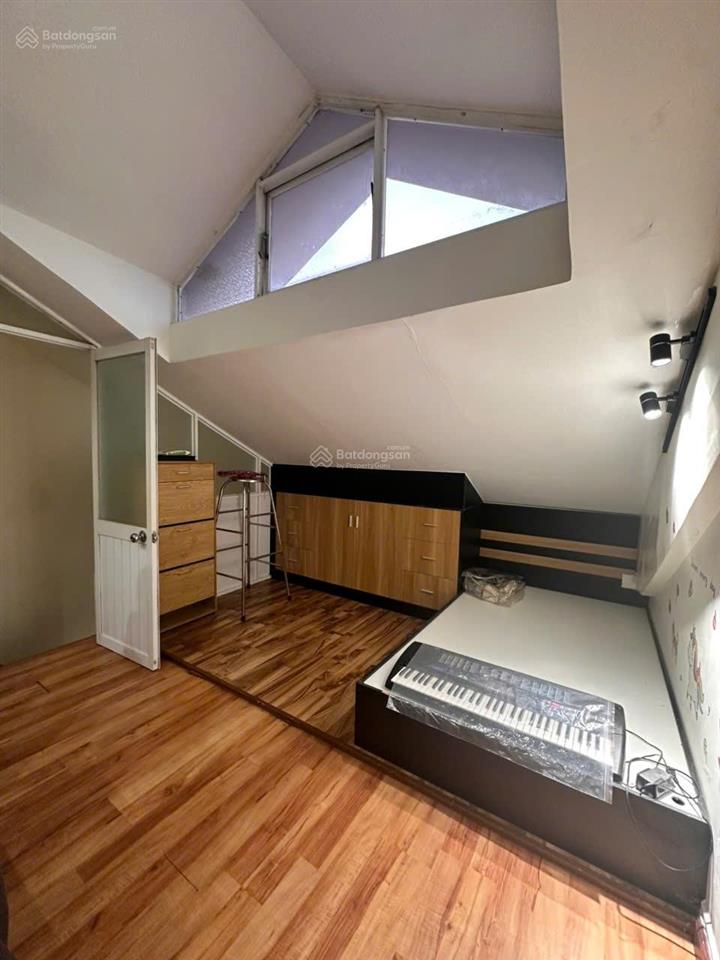 Bán cc an hoà, thang máy căn áp mái, 60m2 2pn 1wc full nt, 2,6tỉ,  0937 961 *** thảo