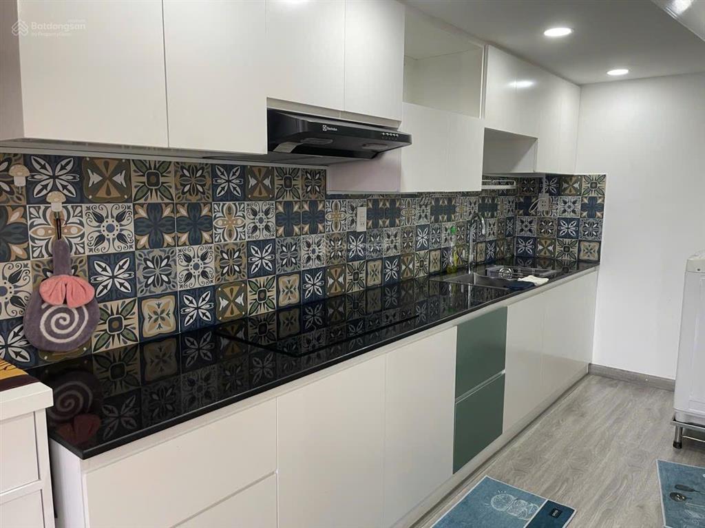 Cho thuê căn hộ hưng vượng 3  dt 140m2 3pn 2wc, 19tr/tháng, đt/ zalo 0937 961 *** thảo