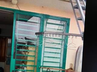 Bán nhà ngang 4,52mx9,5m 1 lầu đúc không qh hẻm 368 tôn đản, p4, q4