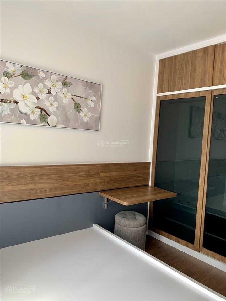 Cần bán gấp căn hộ saigon royal, full nội thất m2, giá 6,8 tỷ full nt.  0906 378 ***