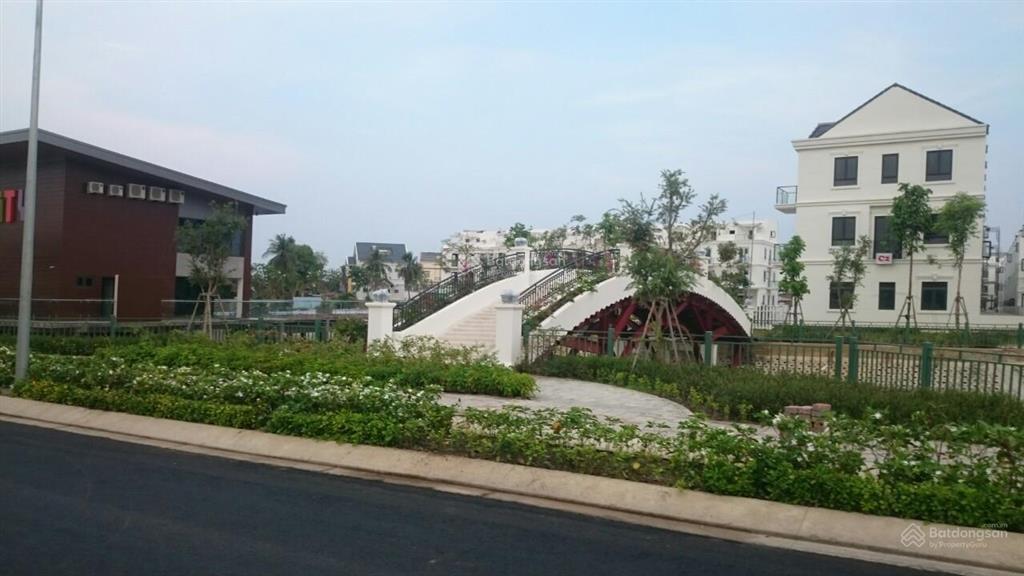 Bán biệt thự tại lò lu quận 9 chỉ 20 tỷ 500tr
