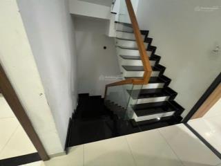 Xuất cảnh bán rẻ căn nhà tại khu dân cư c city quận 9 sổ hồng sang tên ngay