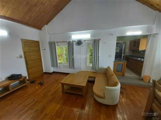 Cho thuê căn hộ 33 m2, nội thất cơ bản, chung cư tôn thất thuyết, q4