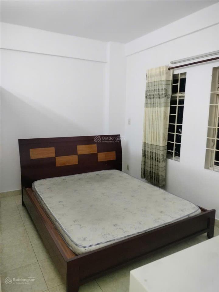 Chính chủ cho thuê căn 2 pn, 1 wc, cc số 1 tôn thất thuyết, p1 q4. nhà đẹp, thoáng mát. đủ nội thất