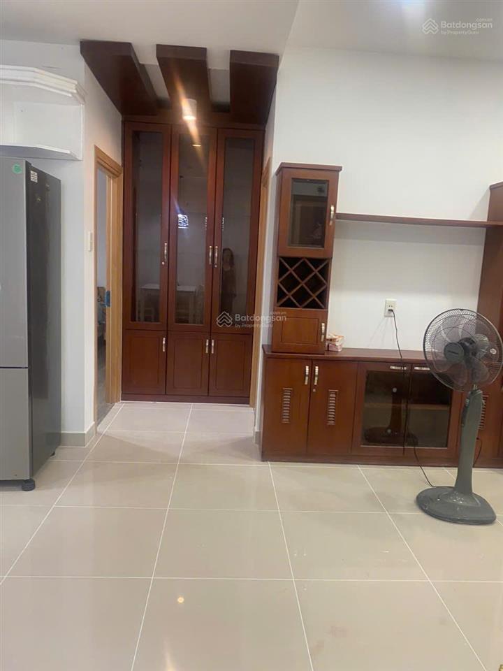 Chính chủ bán căn góc 1pn, cc số 1 tôn thất thuyết, dt 50m² lầu cao, thoáng mát. giá tốt 3,250 tỷ