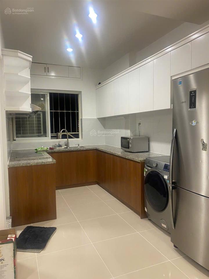 Chính chủ bán căn góc 1pn, cc số 1 tôn thất thuyết, dt 50m² lầu cao, thoáng mát. giá tốt 3,250 tỷ