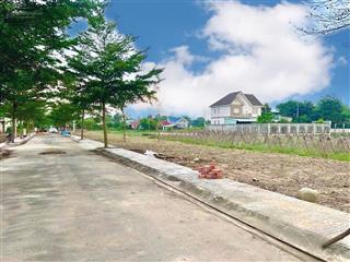 Mặt tiền đường nhựa 8m kế bên vin củ chi full thổ cư,xây tự do 8*10m chỉ 2 tỷ sổ sẵn sang tên ngay