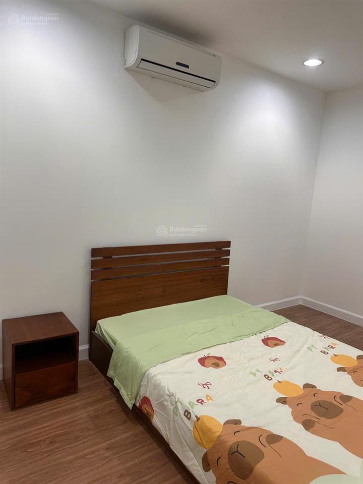 Chính chủ bán không qua môi giới căn c02.17, lô c, rộng 86 m2, giá 2,9 tỷ, có sẵn sổ hồng