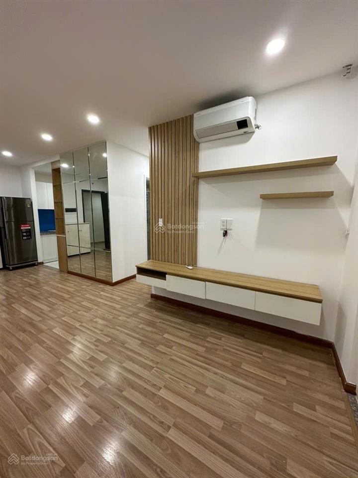 Bán căn hộ diamond riverside rộng 72m2 ,2 phòng ngủ, 2wc, có sẵn nội thất giá 3,1 tỷ.