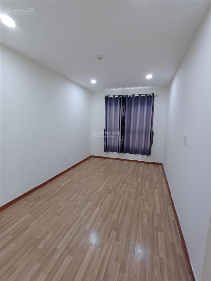 Chính chủ cần bán căn c06.20 chung cư diamond riverside, lô c, tầng 06 view công viên