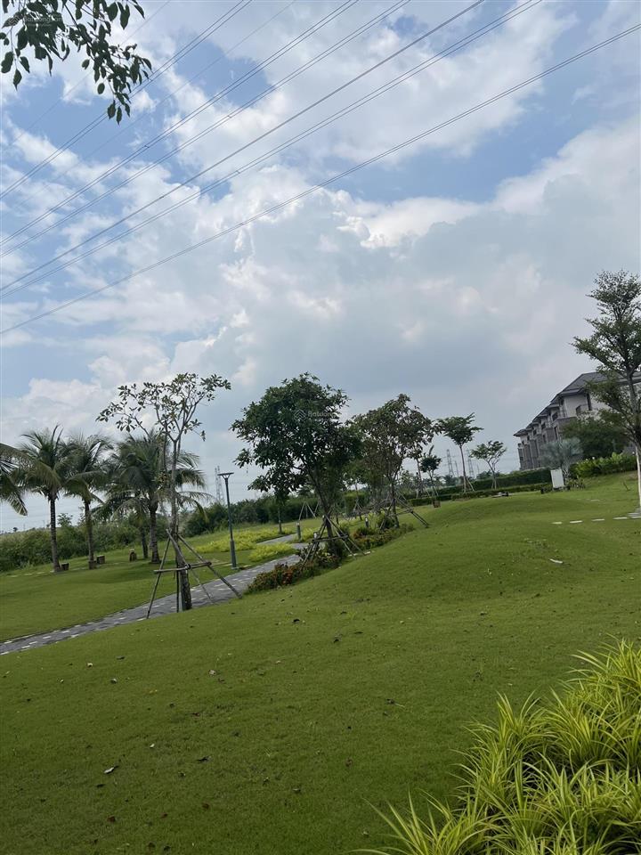 Bán biệt thự gs metrocity 200m2 giá 24 tỷ miễn trung gian 0909 467 ***