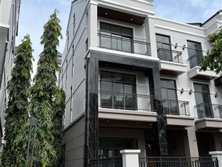 Cần bán căn nhà phố 119m2 gs metrocity giá 16.5 tỷ miễn trung gian