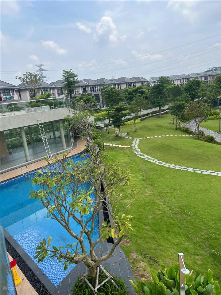 Bán biệt thự zeitgeist city 200m2  25 tỷ hỗ trợ xem thực tế 0909 467 ***