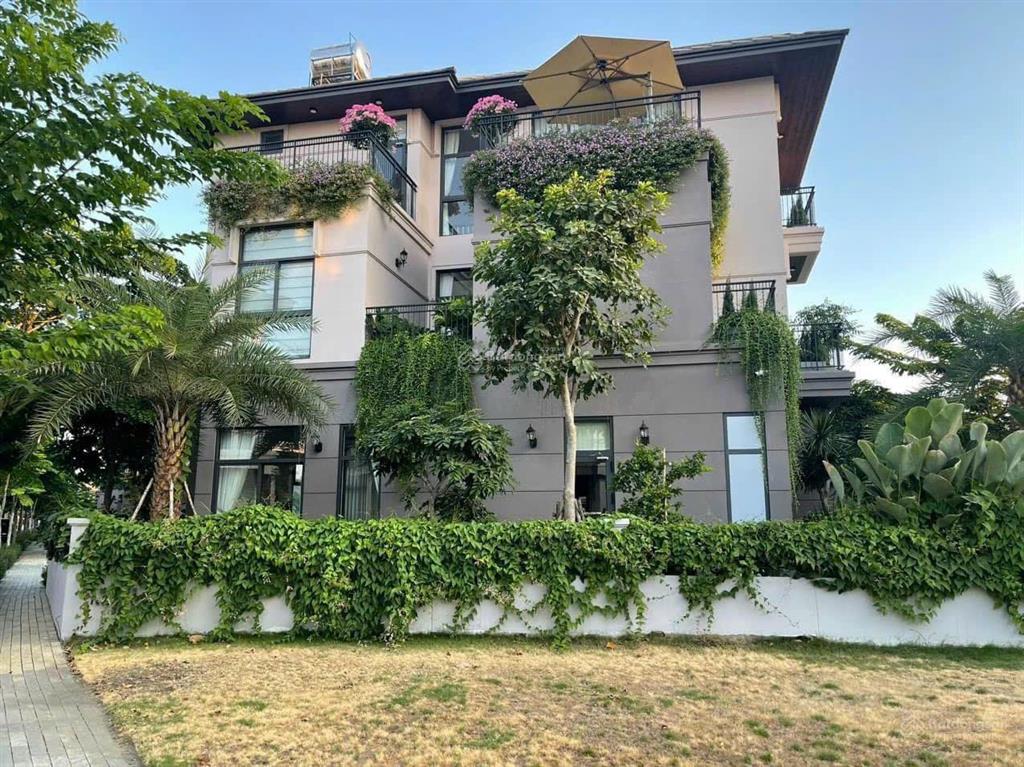Bán biệt thự zeitgeist city 200m2  25 tỷ hỗ trợ xem thực tế 0909 467 ***