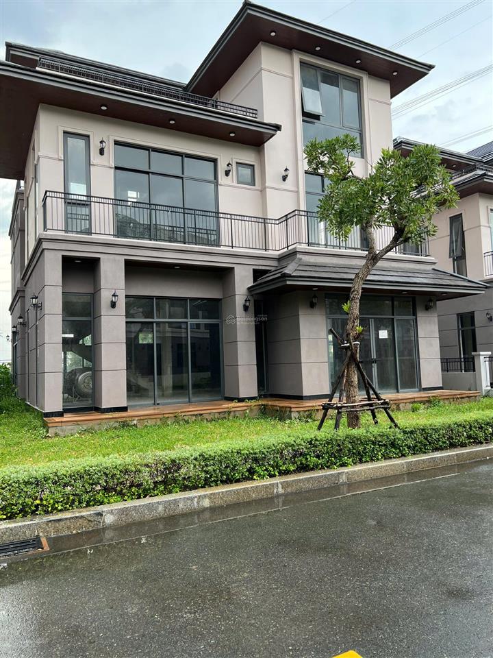 Bán biệt thự zeitgeist city 200m2  25 tỷ hỗ trợ xem thực tế 0909 467 ***