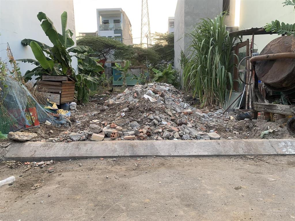 Chủ cần bán lô đất biệt thự mini 8x15 full thổ cư  khu dân cư hiện hữu  gần chợ trường giá 5ty75