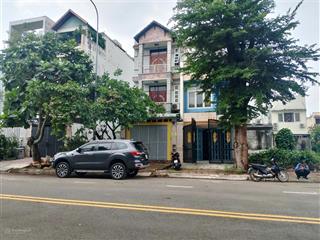 Bán lô đất đẹp 90 m2 nam long đối diện dự án global city