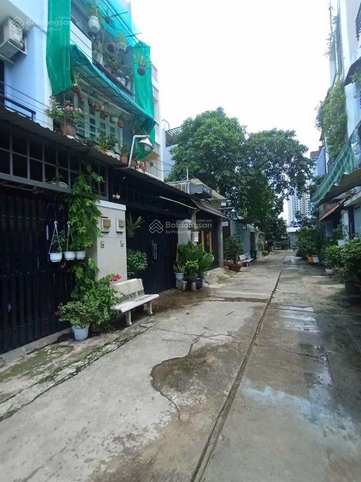 Quận 2  bán đất tặng nhà 85m² sổ hồng giá 7,3 tỷ có sẵn nguồn thu nhập