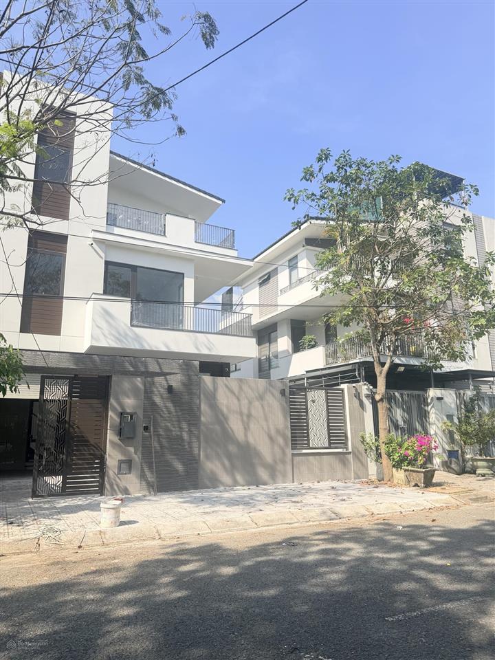 Đất liên phường 5x18 giá 8,5 tỷ