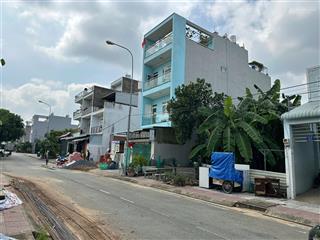 Bán đất đường 249 hoàng hữu nam, p.tân phú, quận 9, đối diện công viên, gần bến xe miền đông mới