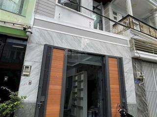 Bán nhà mới xây đường 5m gần cao đẳng công thương, quận 9, thiết kế đẹp, thoáng mát, đủ tiện ích