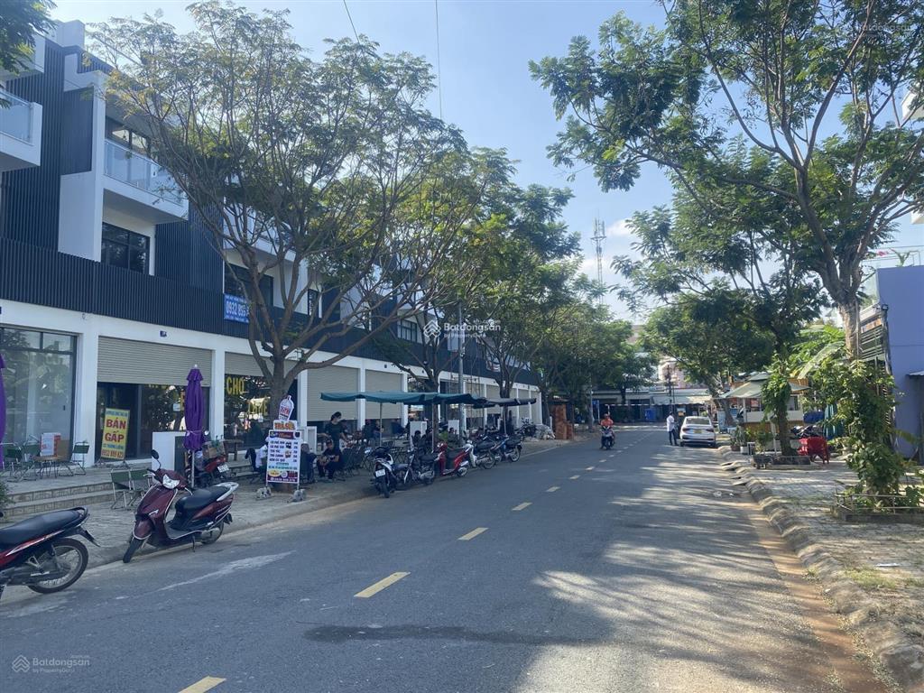 Cho thuê nhà phố 5x20m, tại khu đô thị mới đông tăng long q9