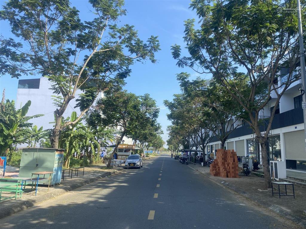Cho thuê nhà phố 5x20m, tại khu đô thị mới đông tăng long q9