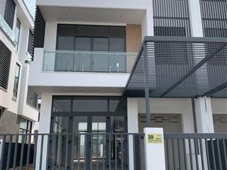 Cần cho thuê nhà làm kho nhà 1trệt 2 lầu hoàn thiện bên ngoài thô bên trong, giá chỉ 6tr/tháng