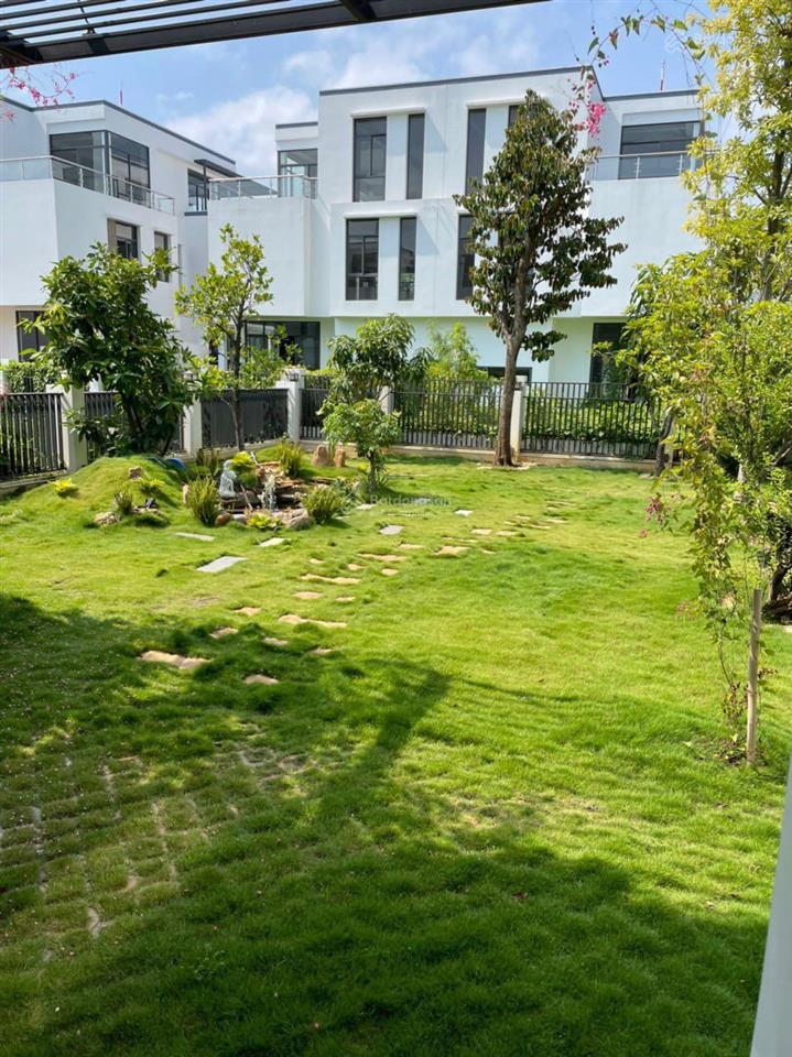 Cần tiền bán nhanh căn biệt thự 320m2 đã hoàn thiện đang cho công ty nước ngoài thuê giá bán 24,5ty