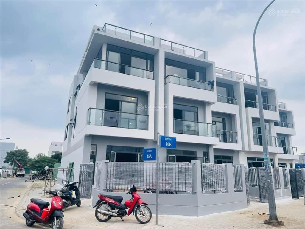 Hot nhà phố xd 1t2l 1 tum giá chỉ từ 71tr/m2 nhận nhà ngay 0938 051 ***