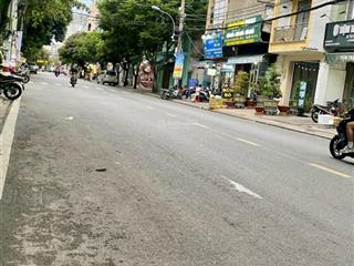 Bán gấp nhà đường bàu cát hẻm xe tải 8m thông, 132m2, giá 13.8 tỷ/khu phân lô đồng bộ.0939 833 ***
