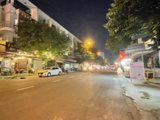 Hẻm nhựa lộ giới 12m gần sân bay ngang 5m, đất 142m2 vuông a4, xây chdv 6 tầng, giá 13.5 tỷ