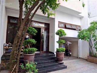 Cần bán biệt thự 4 tầng khu sĩ quan sân bay, 151m²(7.2x21), gara ô tô, nhiều mảng xanh. chỉ 24.3 tỷ