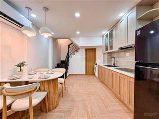 Nhà đẹp quận 1 gần phố bùi viện, 32m²(3.7x8.8m) hẻm rộng, 2 lầu kiên cố, sổ hồng riêng, giá 7.4 tỷ