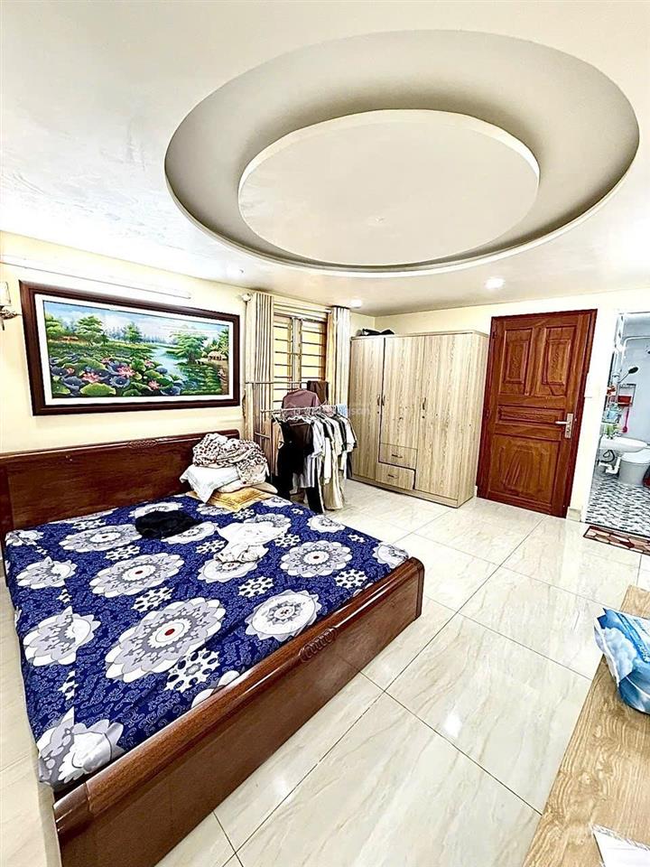 Bán gấp nhà lý thường kiệt giáp q10, hẻm xe hơi tránh, 81m2(5.4x15m) sổ a4, 5 tầng.chỉ 16.5 tỷ