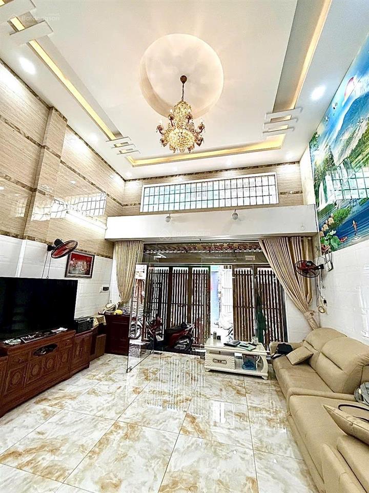 Bán gấp nhà lý thường kiệt giáp q10, hẻm xe hơi tránh, 81m2(5.4x15m) sổ a4, 5 tầng.chỉ 16.5 tỷ