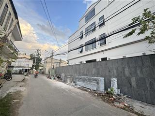 Nhà 3 lầu hxh, ngay vòng xoay liên phường, bưng ông thoàn phía hữu