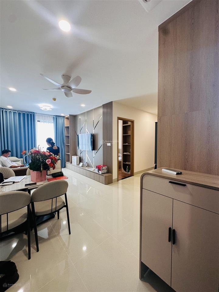 Cho thuê gấp 2pn 77m view biển, tầng trung, full nội thất, giá chỉ 10tr rẻ nhất dự án vào ở ngay